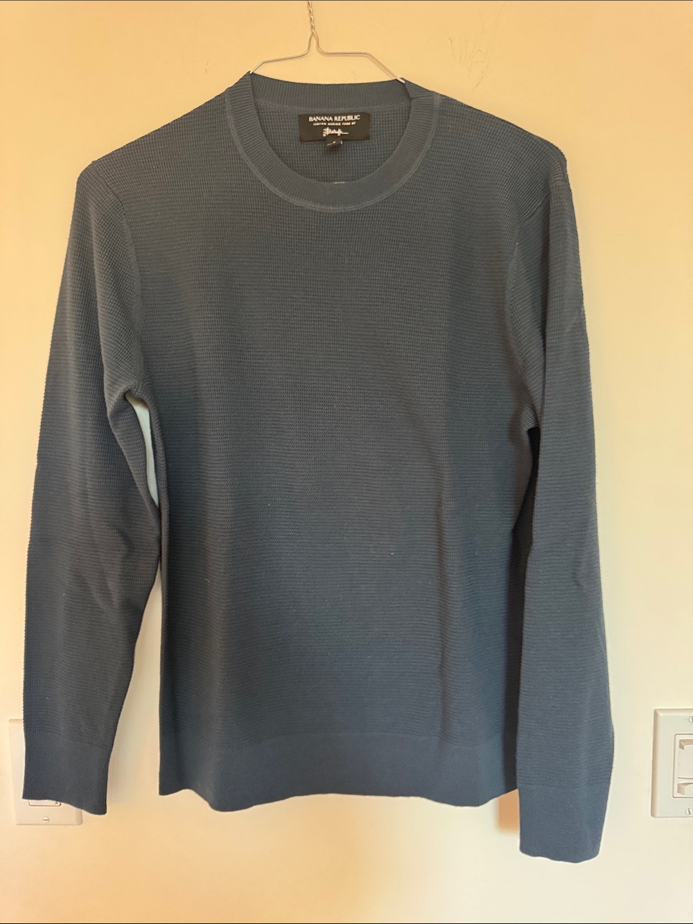 Banana Republic Men's Slate Blue Crewneck Sweater